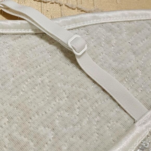 NWT EXPRESS SILVER SEQUIN CAMI with ADJUSTABLE SPAGHETTI STRAPS SZ S/P - Picture 7 of 14